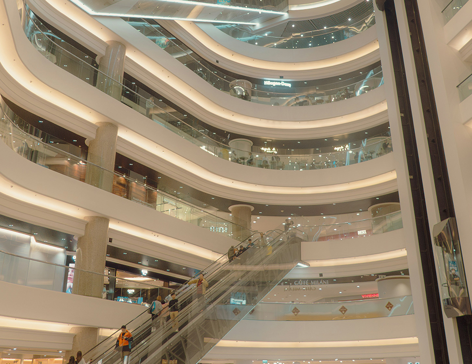 智慧商建：建筑智能化如何为商业综合体注入运营新动能​